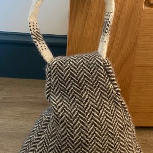 Pyramid doorstop